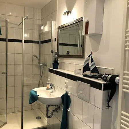 度假居 Schwanennest 摩泽尔河畔的泽尔