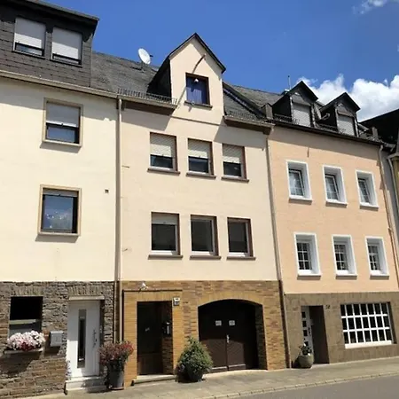 Schwanennest Zell an der Mosel