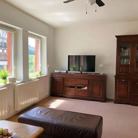 Schwanennest * Zell an der Mosel